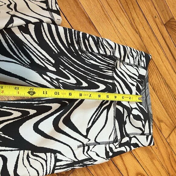 Lululemon‎ Swift Speed High-Rise Tight 28" Spin Off Jacquard Vapor Graphite Grey - Picture 9 of 11